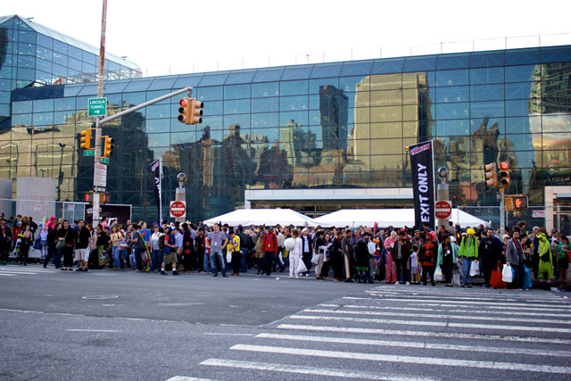 Large crowds exiting the Javits Center