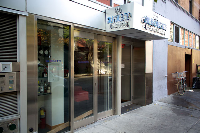 The exterior of the closed La Silhouette