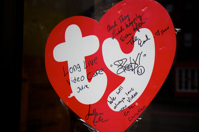Messages from residents farewelling Video Cafe