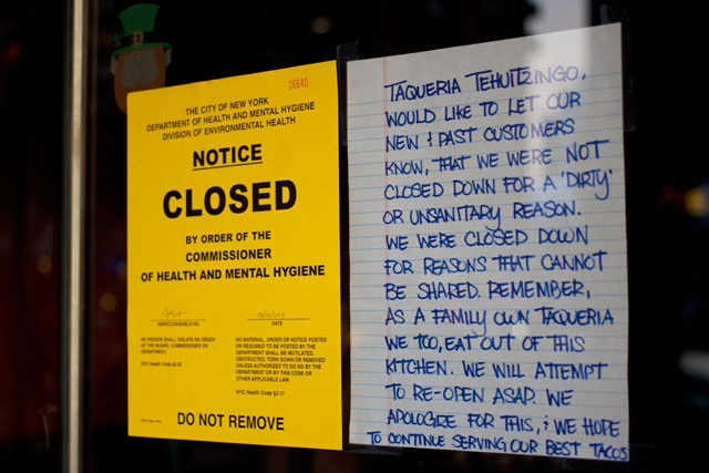 The closure notice at Tehuitzingo